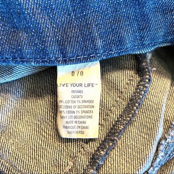 SOLD 🛑 American Eagle | Denim Shorts - Picture 4 of 7